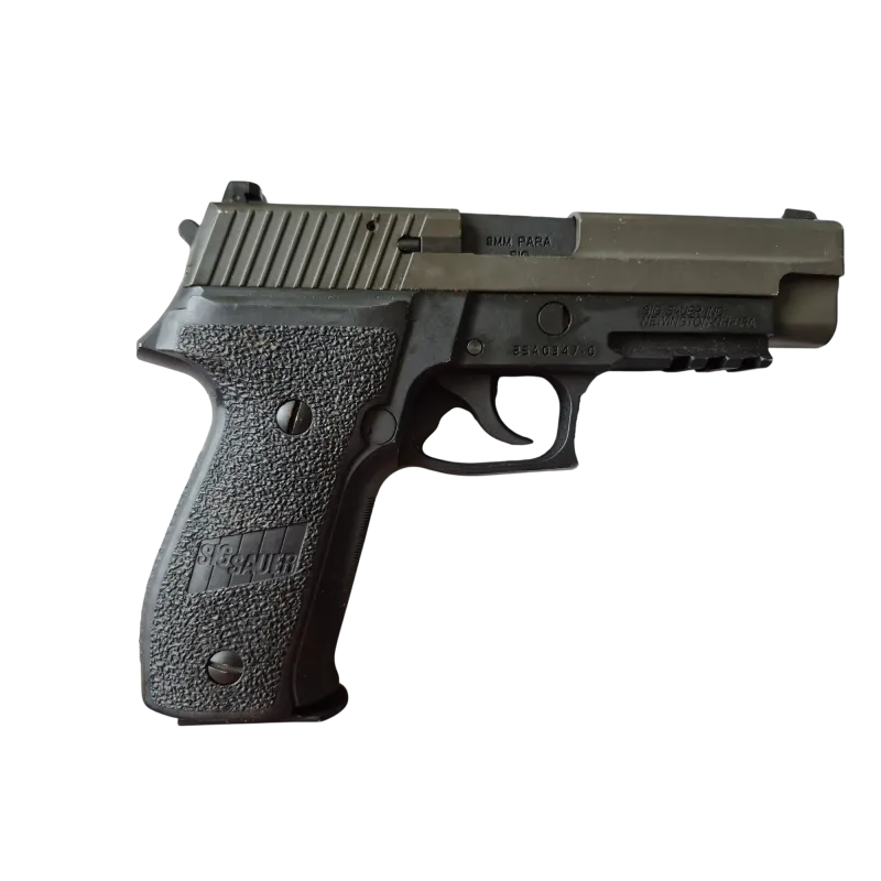 Occasion - SIG SAUER - Pistolet GBB MK25 P226 - Noir, il a servi à tourner un film pour le cinéma