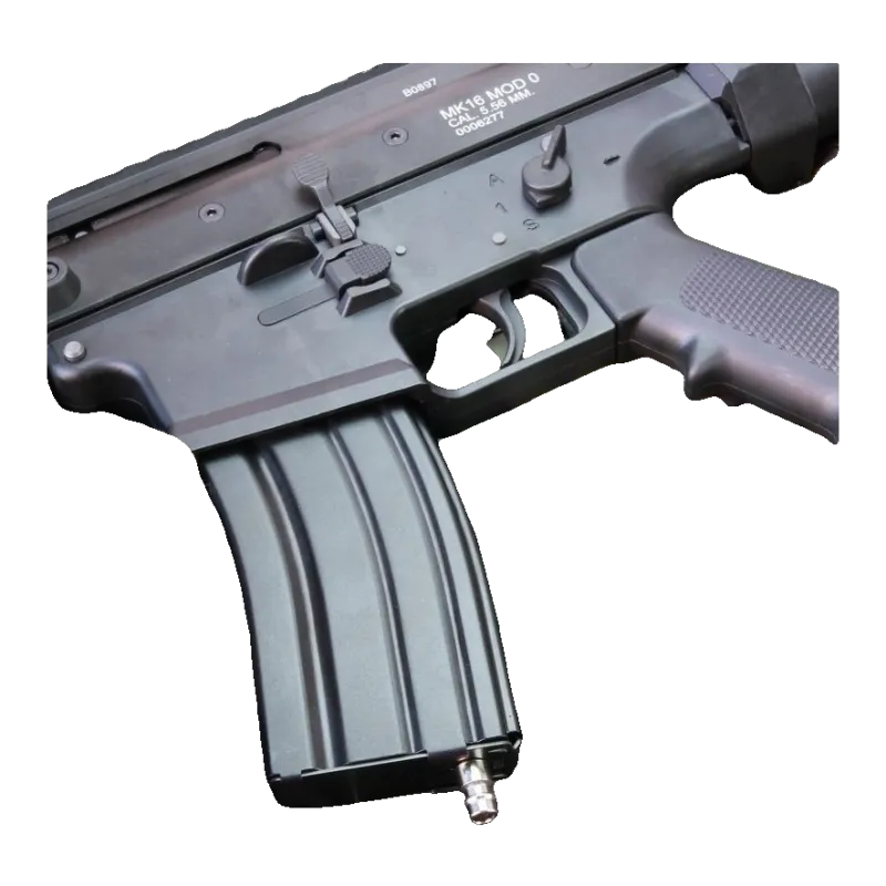 Chargeur GBBR équipé de la valve HPA Balystik EU, engagé dans une réplique MK16