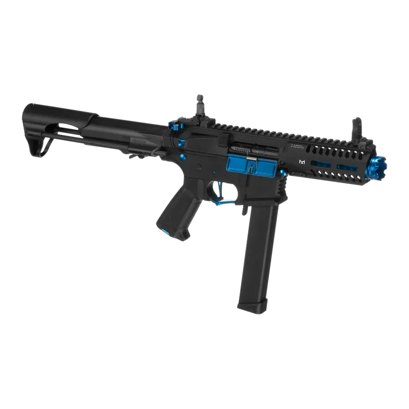 Réplique AEG G&G ARP 9 Sky, vue trois quarts côté droit, garde-main M-LOK bleu