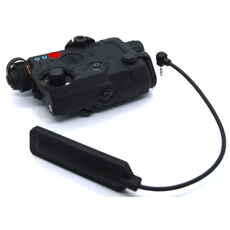 FMA - Boitier AN/PEQ Upgrade Version LA5-C à LED blanches + laser rouge avec capuchons IR - Noir