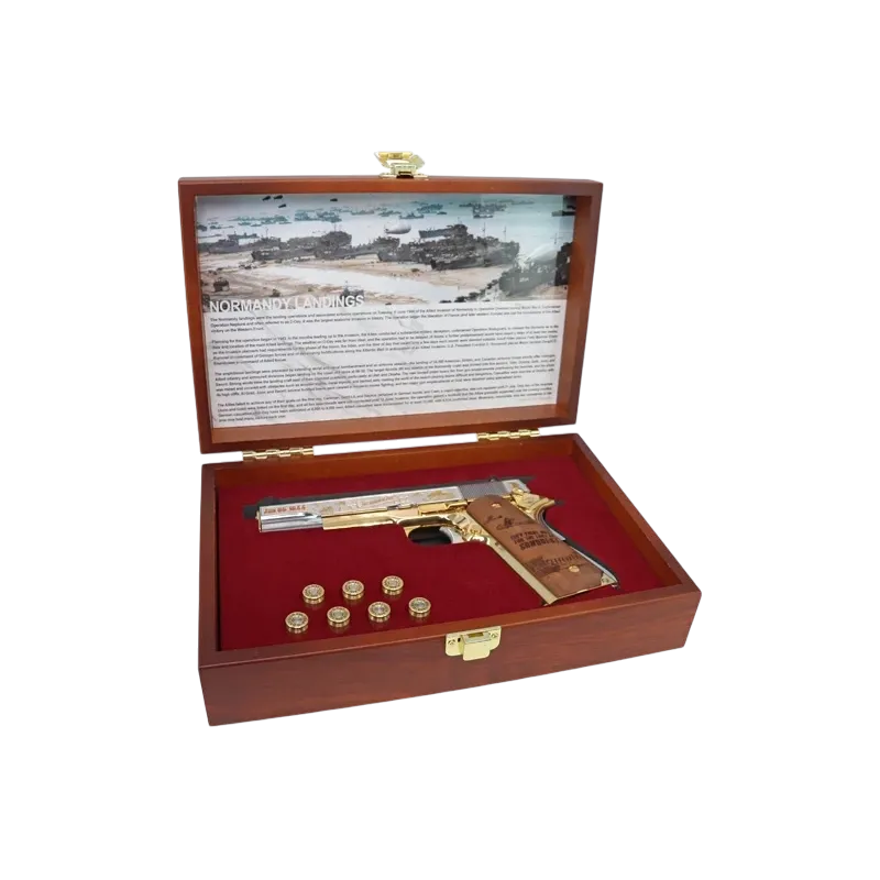 G&G GPM1911 D-Day présenté dans sa mallette ouverte Normandy Landings
