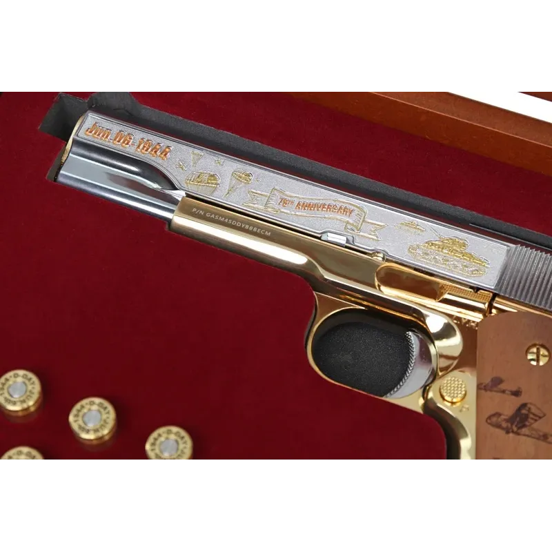 G&G GPM1911 D-Day, gros plan de la culasse gravée 78th Anniversary dans la mallette