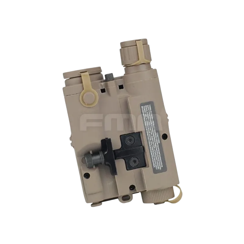 Boîtier factice FMA AN/PEQ-15 V1 Dark Earth, dessous avec mâchoire de rail à molette