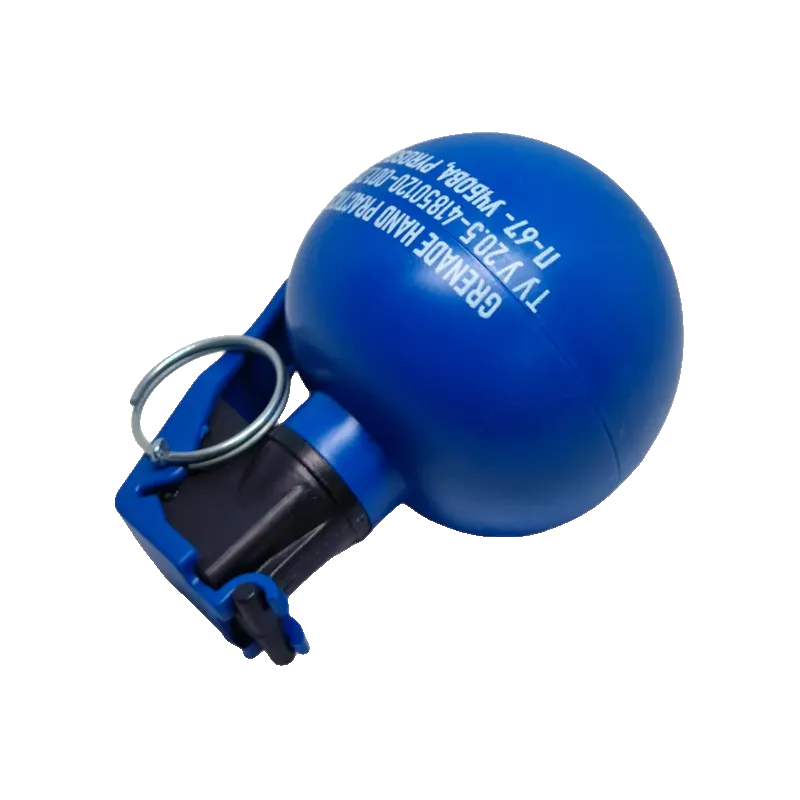 Grenade d'entraînement Pyrosoft P-67 couchée, marquage et anneau de goupille