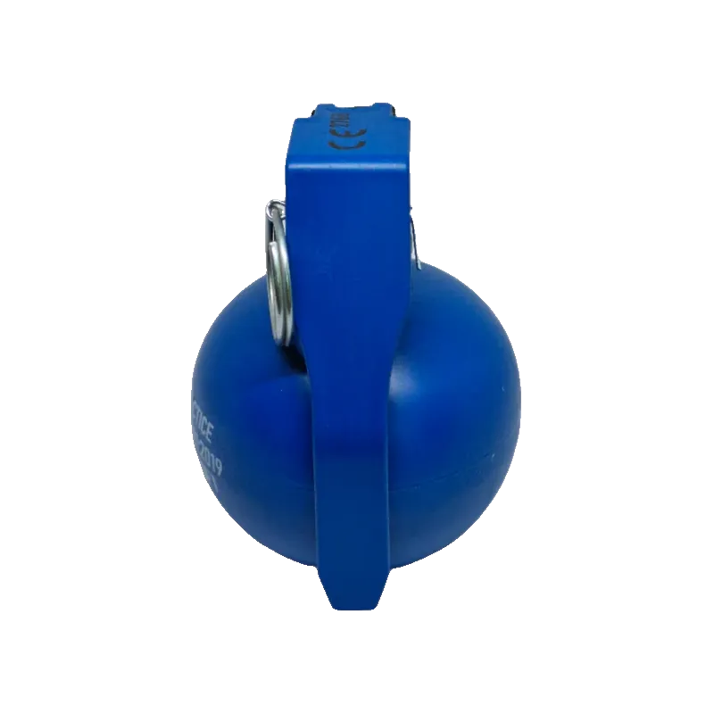 Grenade d'entraînement Pyrosoft P-67, vue de dos sur le levier marqué CE