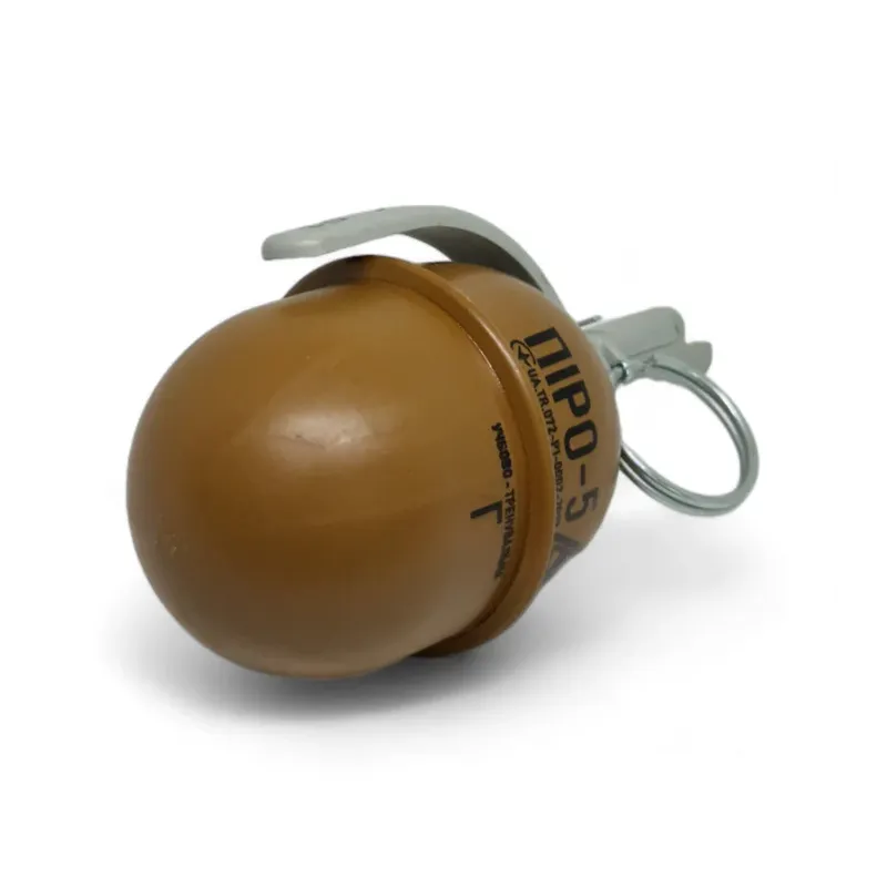 Grenade Pyrosoft PIRO-5G couchée, vue côté culot avec marquage ПІРО-5