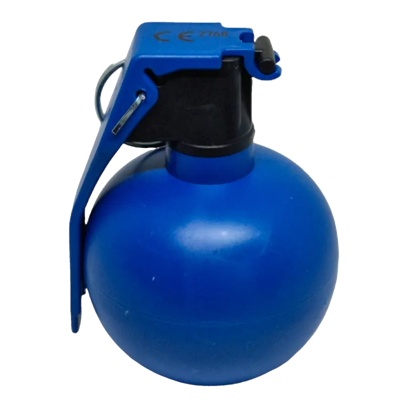 Grenade d'entraînement Pyrosoft P-67 bleue, vue de profil côté levier