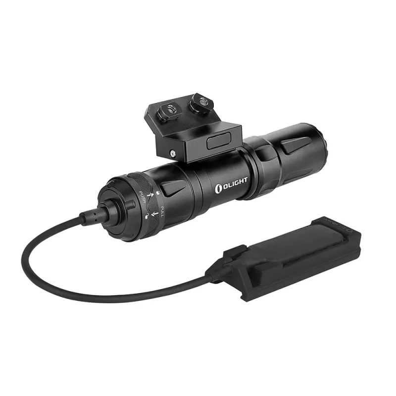 Olight Odin Mini avec son contacteur déporté à pression relié par câble