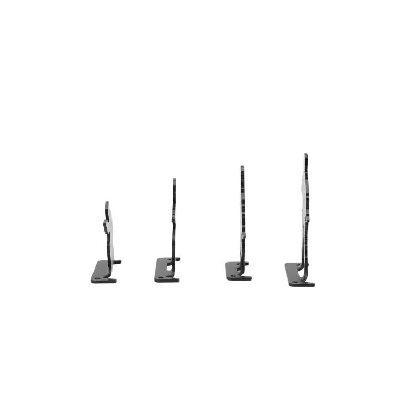 Lot de 4 cibles métalliques soldat Delta Tactics noires, vue de profil des socles