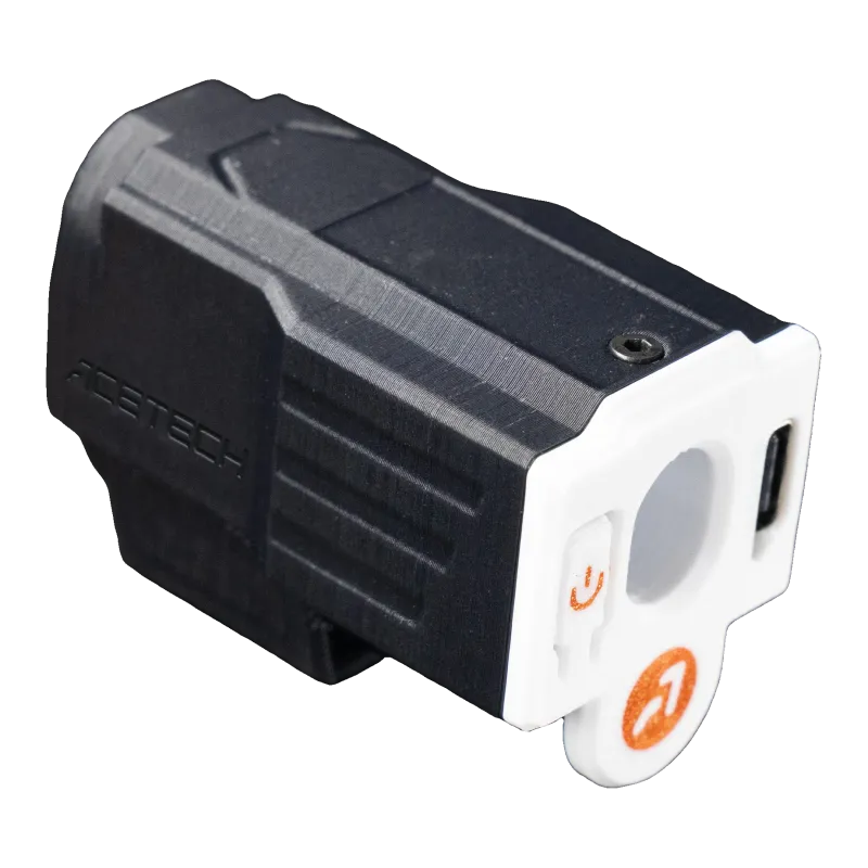 Traceur Acetech Agent du kit FMG-9, face arrière avec bouton et prise USB-C