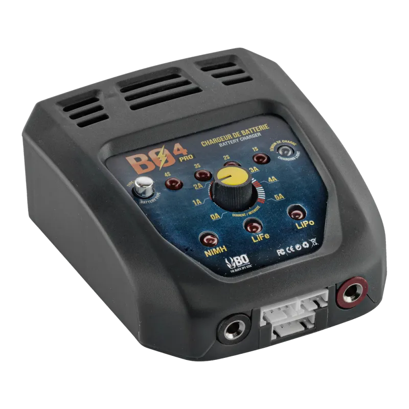 Chargeur BO Manufacture BO4 Pro, façade avec molette de courant et témoins