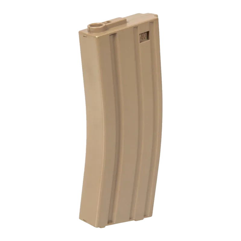 Chargeur mid-cap M4 140 billes Specna Arms tan seul, vue de trois quarts avec marquage 140