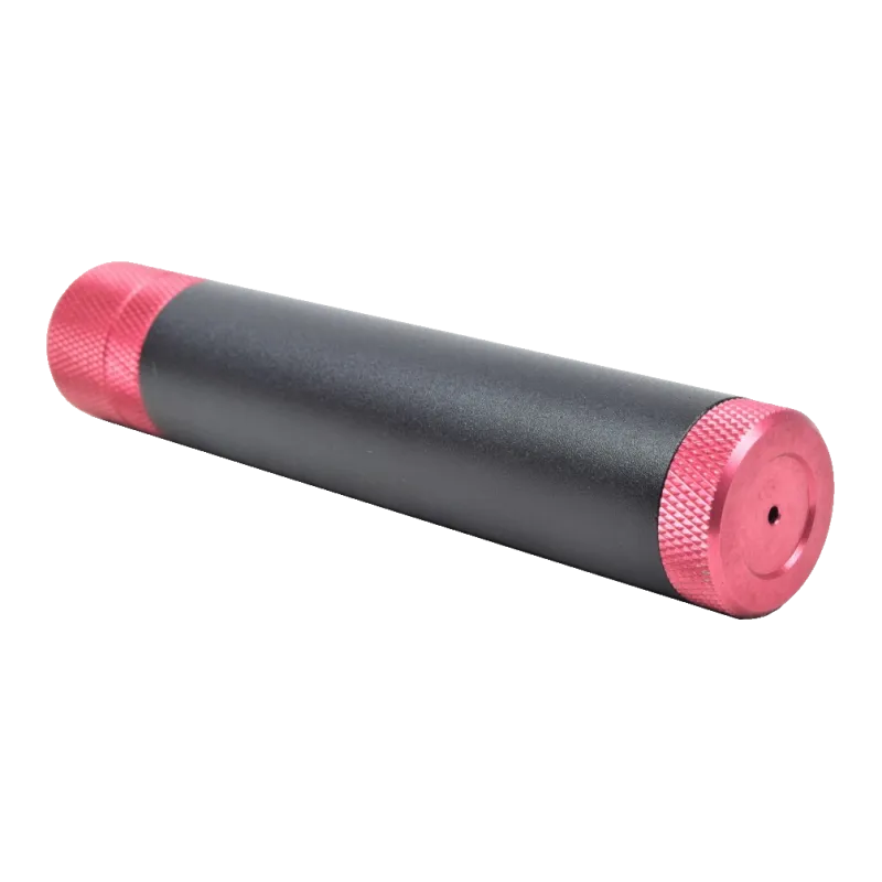 Chargeur CO2 Dboys DB091 pour cartouches 12 g, vue de l'extrémité rouge avec petit orifice
