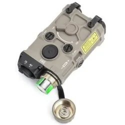 WADSN - Boitier AN/PEQ Laser + Lampe LED - Tan