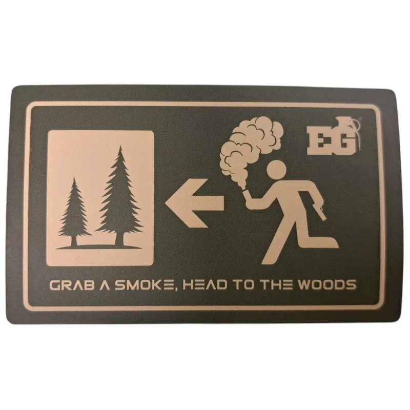 Sticker Enola Gaye Sort dans la Foret Tan