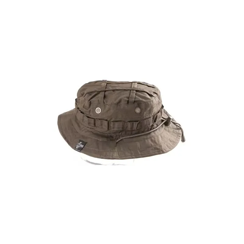 Chapeau boonie Invader Gear Mod 2 Ranger Green, vue de trois-quarts avec étiquette