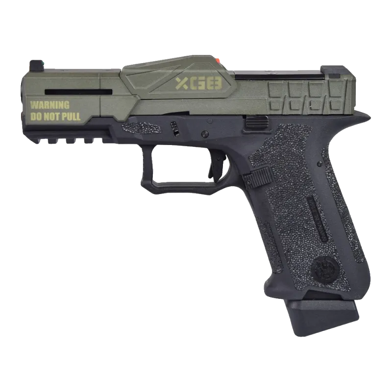 Pistolet GBB Poseidon x CSI XO-P1 noir et vert, profil gauche avec chargeur à talon long