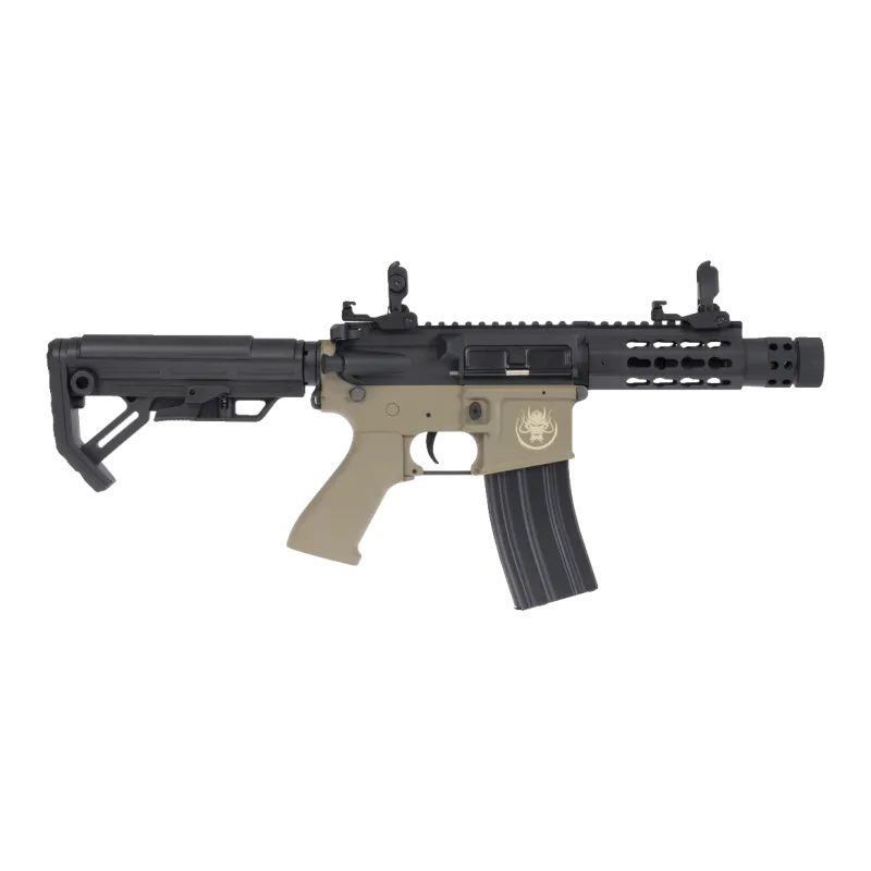 Réplique AEG Saigo Defense Kenji Short S noir et tan, profil droit, crosse réglable