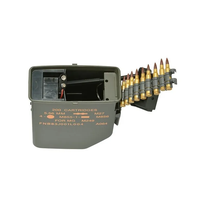 Chargeur A&K M249 OD ouvert, vue de face avec bande de cartouches