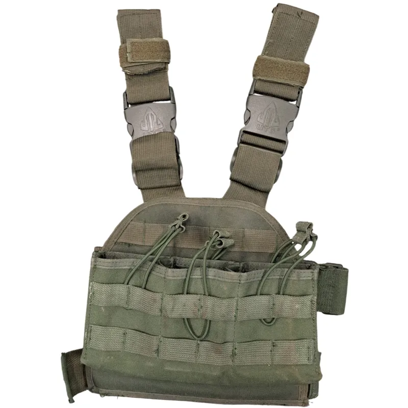 Occasion - Plaque de cuisse UTG avec attache molle et porte chargeurs - OD
