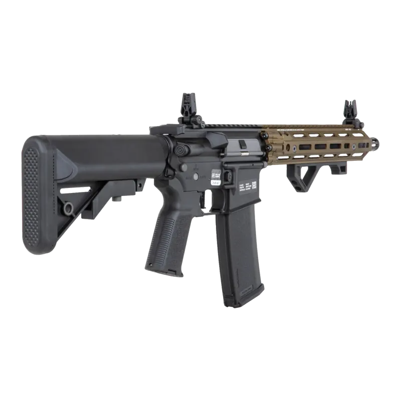 Specna Arms SA-P27 PRIME Chaos Bronze, vue de trois quarts arrière, canon à droite