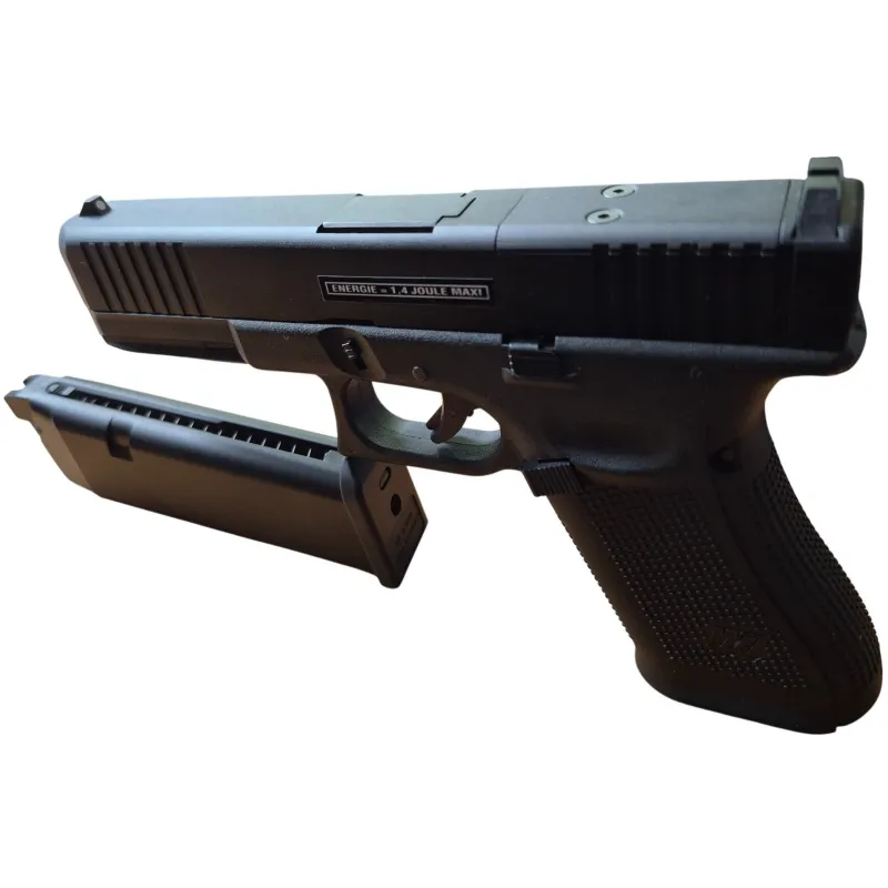 Pistolet GBB WE W17F Gen5 MOS noir avec son chargeur, vue de trois quarts