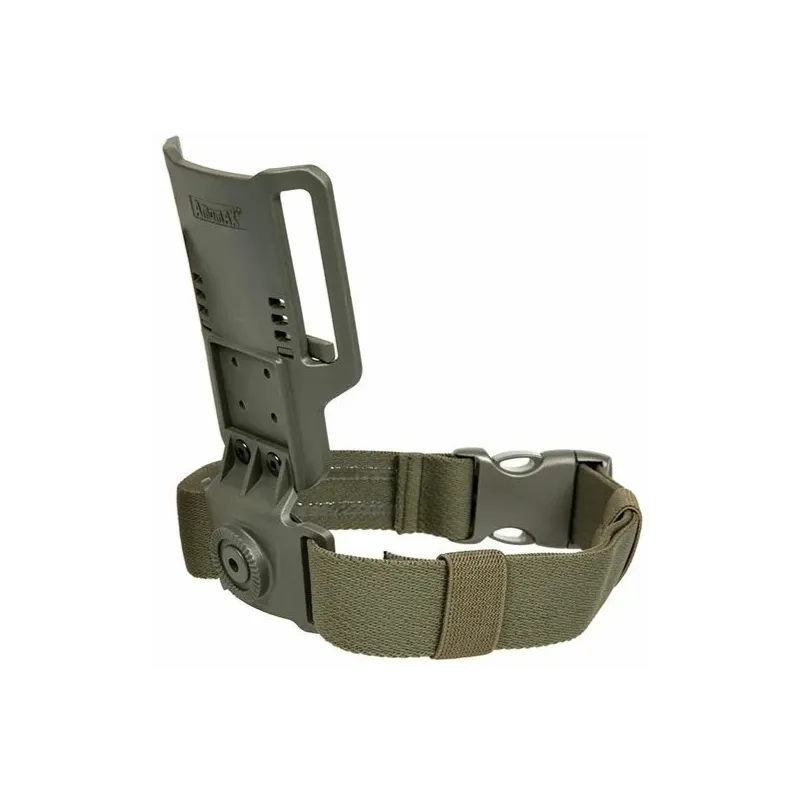 Plaque de cuisse Amomax Per-Fit OD pour holster, vue de trois quarts avec boucle