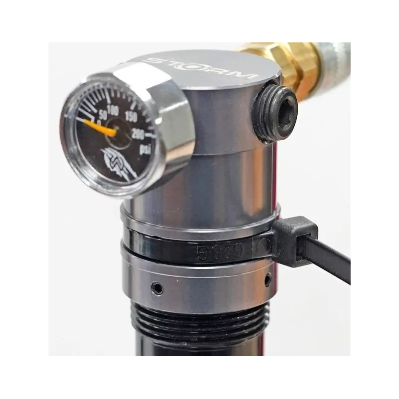 Régulateur HPA Wolverine Storm catégorie 5, détail du manomètre 200 psi