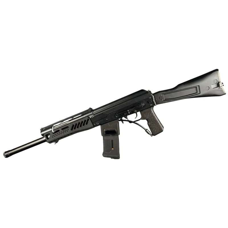 Tokyo Marui Saiga-12K équipé de l'adaptateur HPA Airtac et d'un chargeur M4, vue de profil