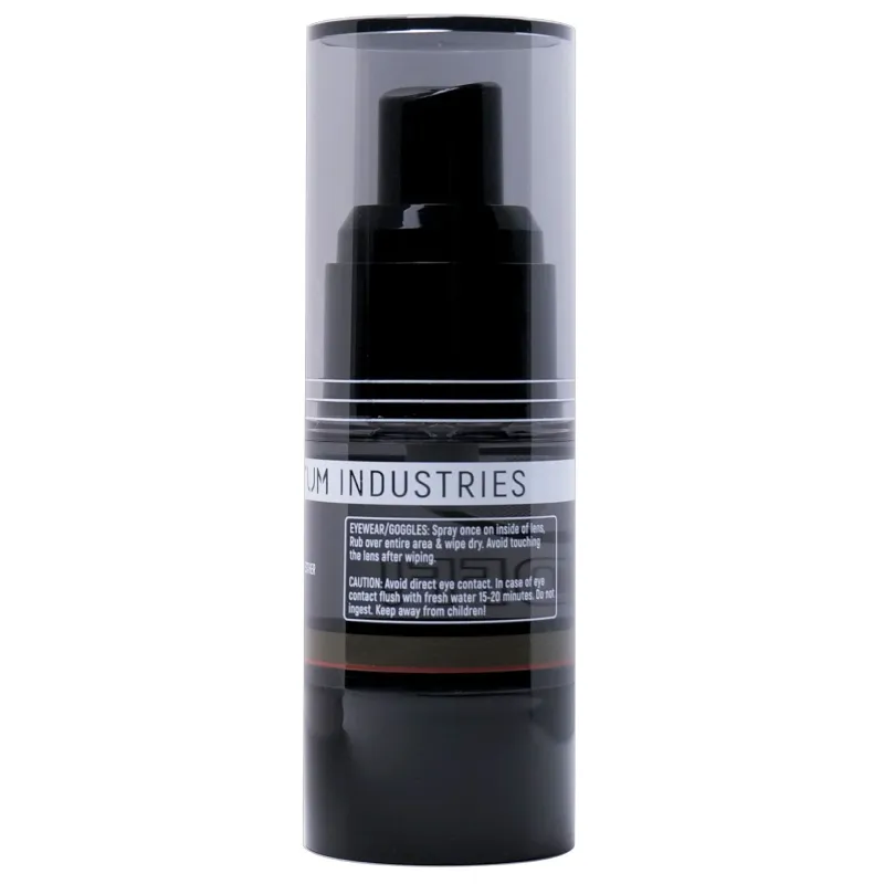 Spray anti-buée 4uantum Fogg-Off dans son étui transparent, face arrière avec le mode d'emploi