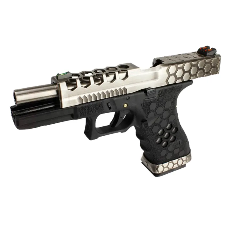 Pistolet GBB AW Custom VX0100 Hex Cut, culasse ouverte et canon apparent, vue de trois quarts