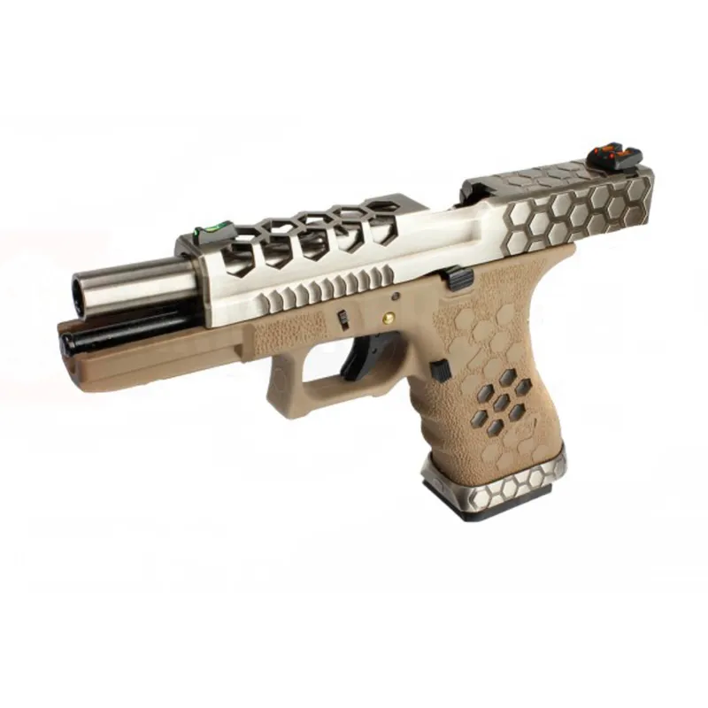 Pistolet GBB AW Custom VX0101 Hex Cut tan et métal, culasse ouverte, vue de trois quarts